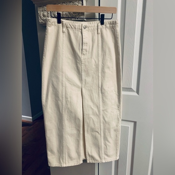 MIOU MUSE FRONT SLIT DENIM MAXI SKIRT NWT - SZ M - Picture 7 of 10